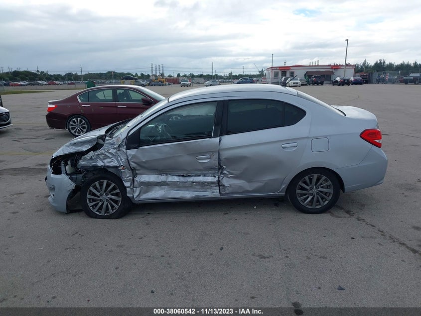 VIN ML32F3FJ2JHF04096 2018 MITSUBISHI MIRAGE G4 ES