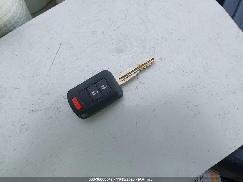 VIN ML32F3FJ2JHF04096 2018 MITSUBISHI MIRAGE G4 ES