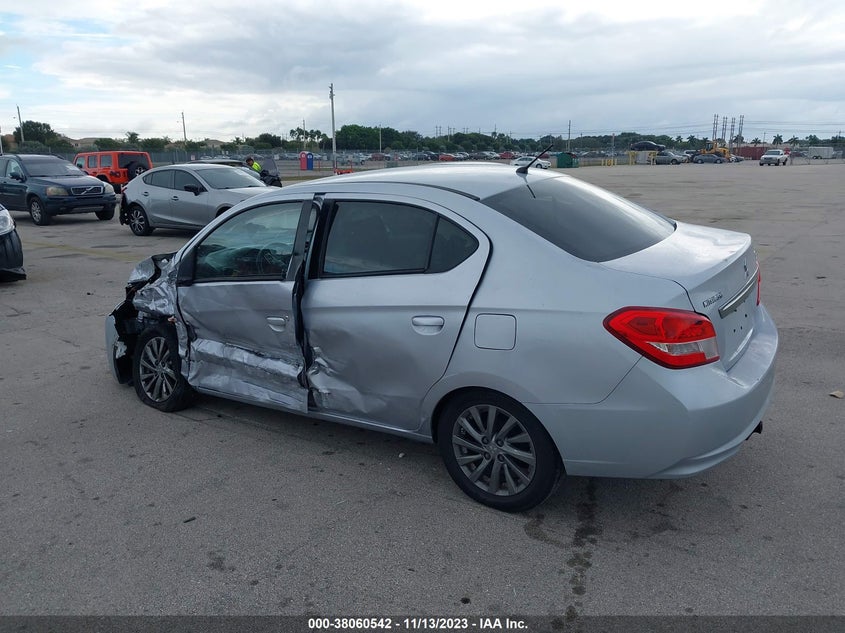 VIN ML32F3FJ2JHF04096 2018 MITSUBISHI MIRAGE G4 ES