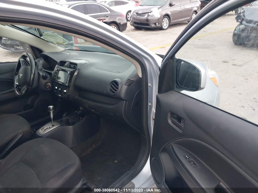 VIN ML32F3FJ2JHF04096 2018 MITSUBISHI MIRAGE G4 ES