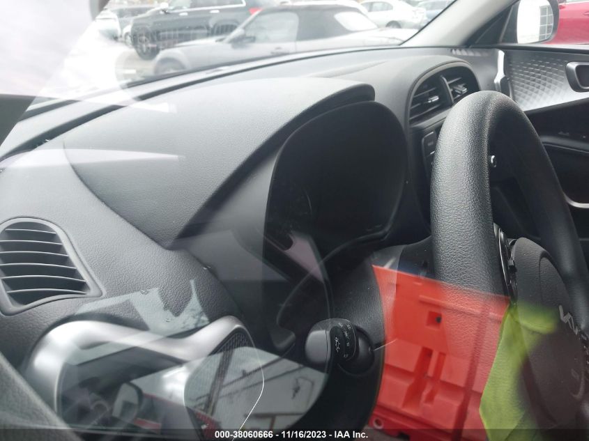 2022 KIA SOUL LX - KNDJ23AU0N7153896