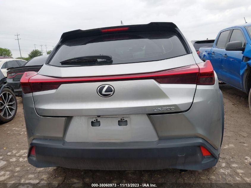 JTHY3JBH6K2003302 Lexus UX 200   16