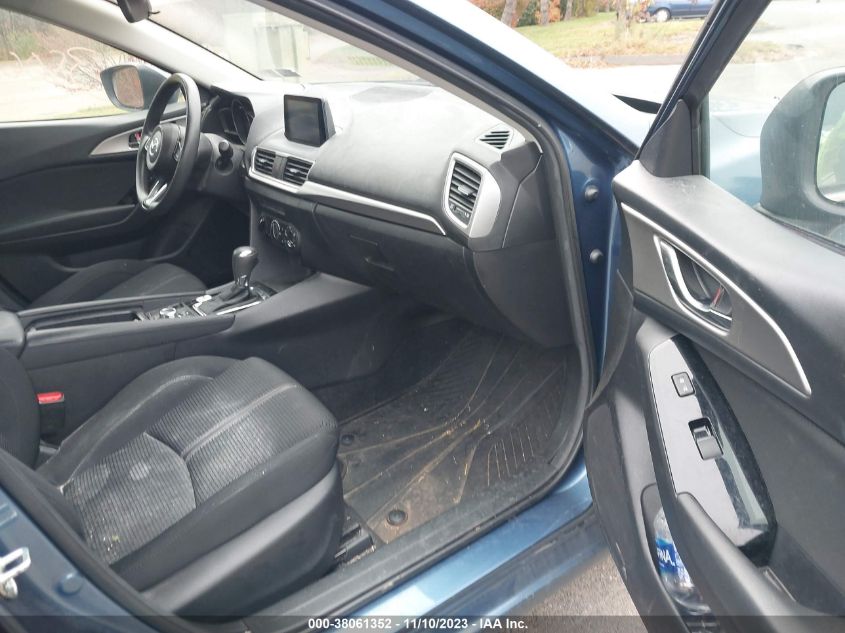 2018 MAZDA MAZDA3 SPORT - 3MZBN1U76JM260826
