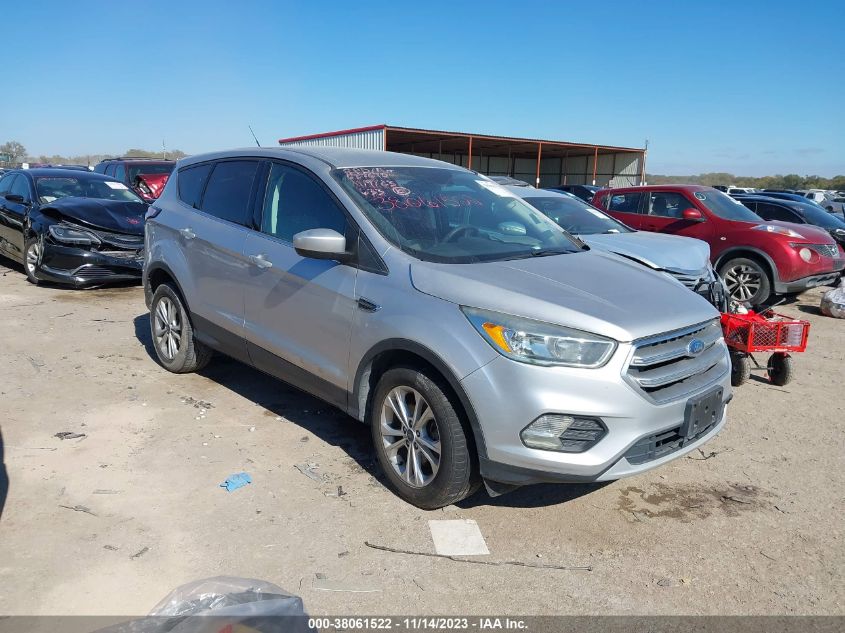 2017 FORD ESCAPE SE - 1FMCU0G99HUC52609