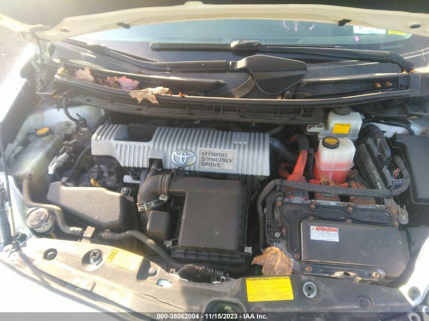 2013 TOYOTA PRIUS TWO - JTDKN3DU7D5680142