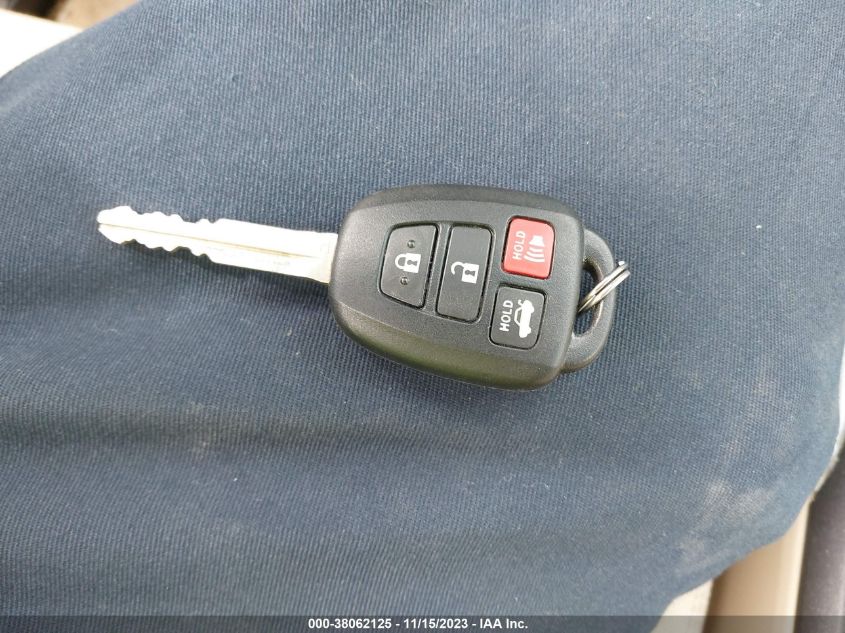 2016 TOYOTA CAMRY LE/XLE/SE/XSE - 4T1BF1FK8GU119196