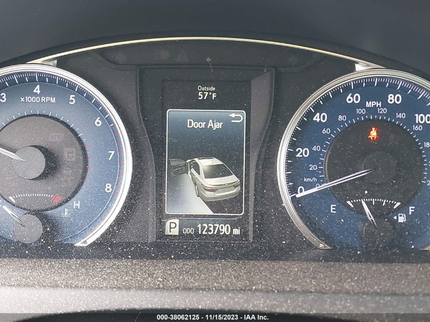 2016 TOYOTA CAMRY LE/XLE/SE/XSE - 4T1BF1FK8GU119196