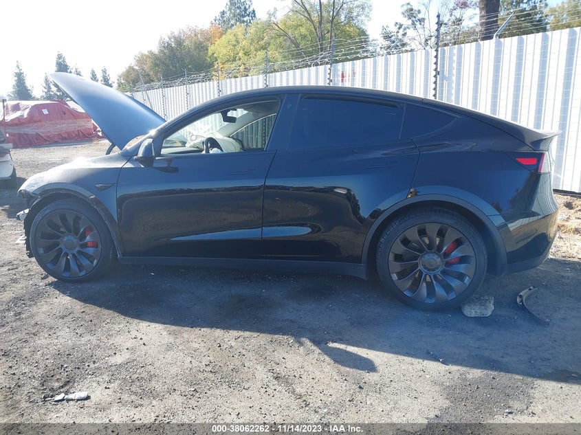 VIN 7SAYGDEF9NF410987 2022 TESLA MODEL Y
