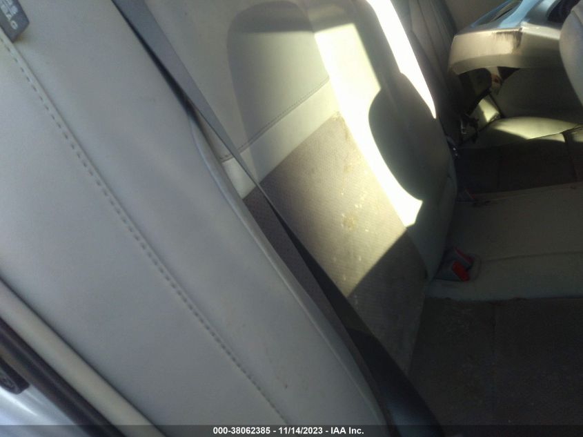 2013 TOYOTA CAMRY HYBRID LE/XLE - 4T1BD1FK6DU086243