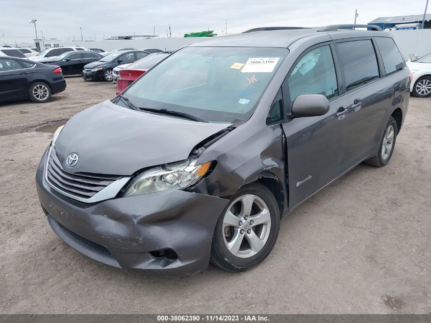 5TDKK3DC8FS556538 2015 TOYOTA SIENNA, photo no. 2