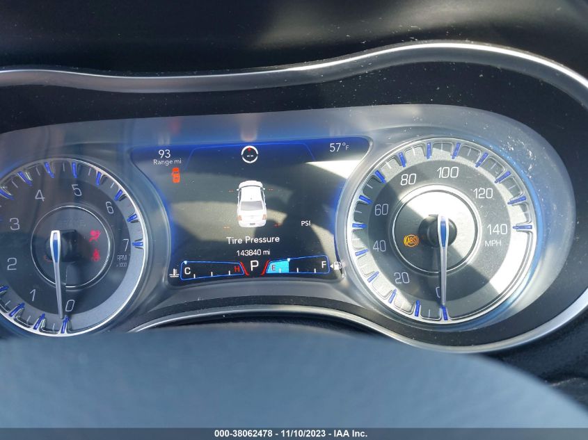 2015 CHRYSLER 300 LIMITED - 2C3CCAAG4FH867996