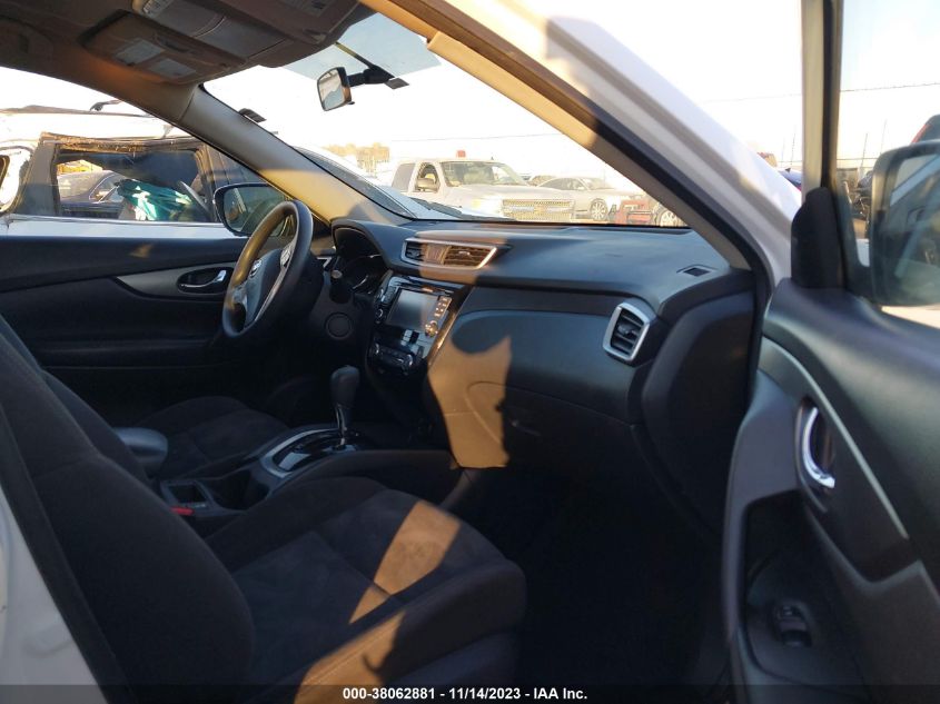2016 NISSAN ROGUE SV - KNMAT2MTXGP695553