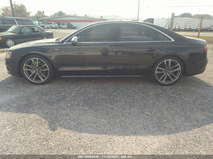 2013 AUDI S8 WAUD2AFD5DN010735