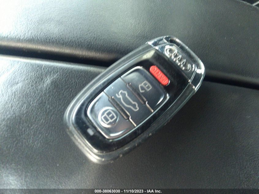 2013 AUDI S8 WAUD2AFD5DN010735