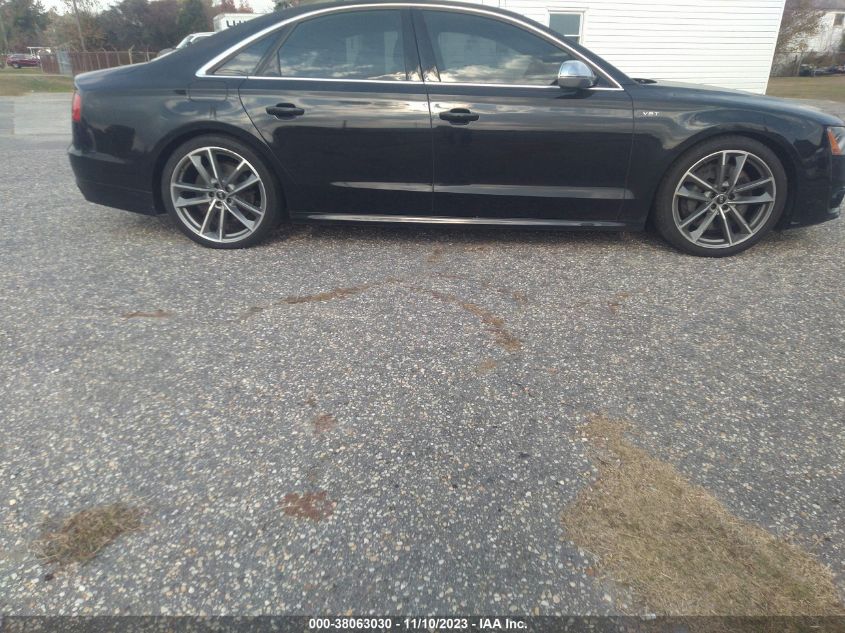 2013 AUDI S8 WAUD2AFD5DN010735