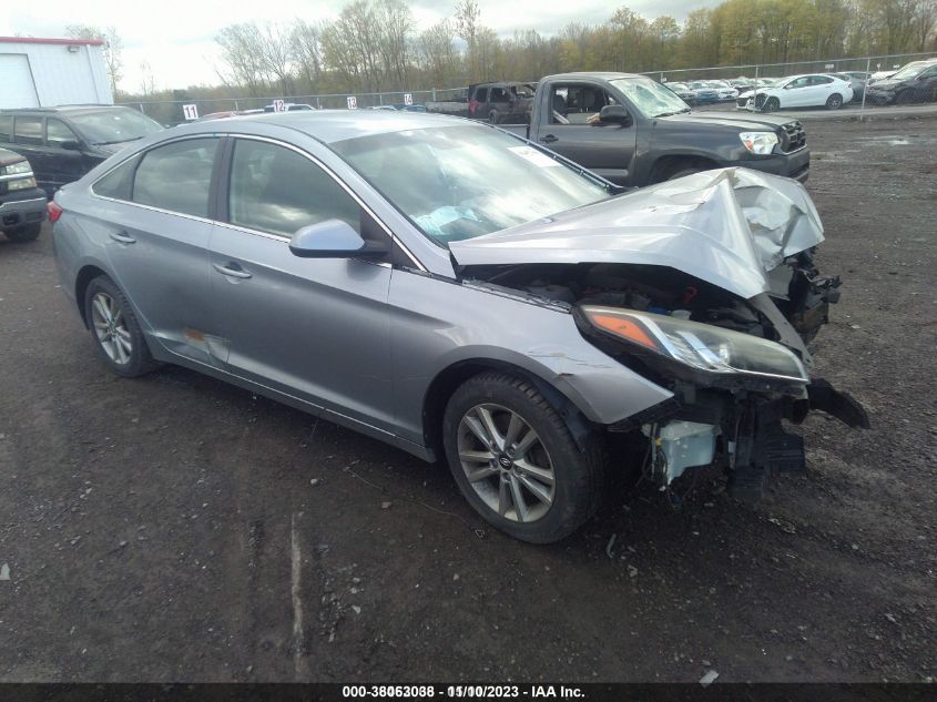 2015 HYUNDAI SONATA 2.4L SE - 5NPE24AF7FH022759