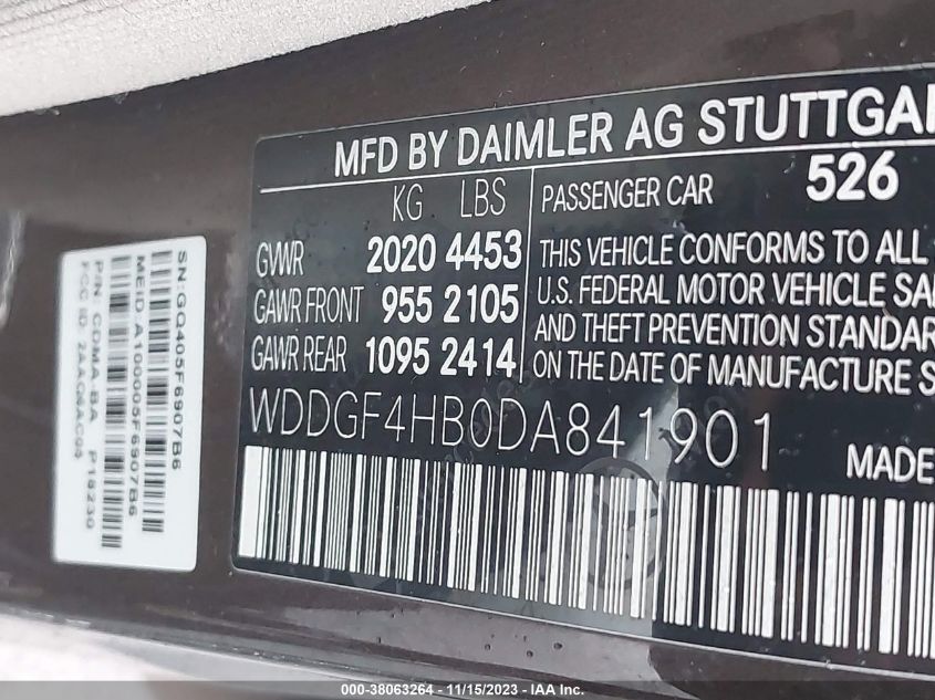 2013 MERCEDES-BENZ C 250 LUXURY/SPORT - WDDGF4HB0DA841901