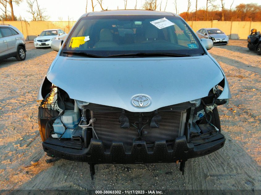 2015 TOYOTA SIENNA XLE 8 PASSENGER - 5TDYK3DC1FS534262