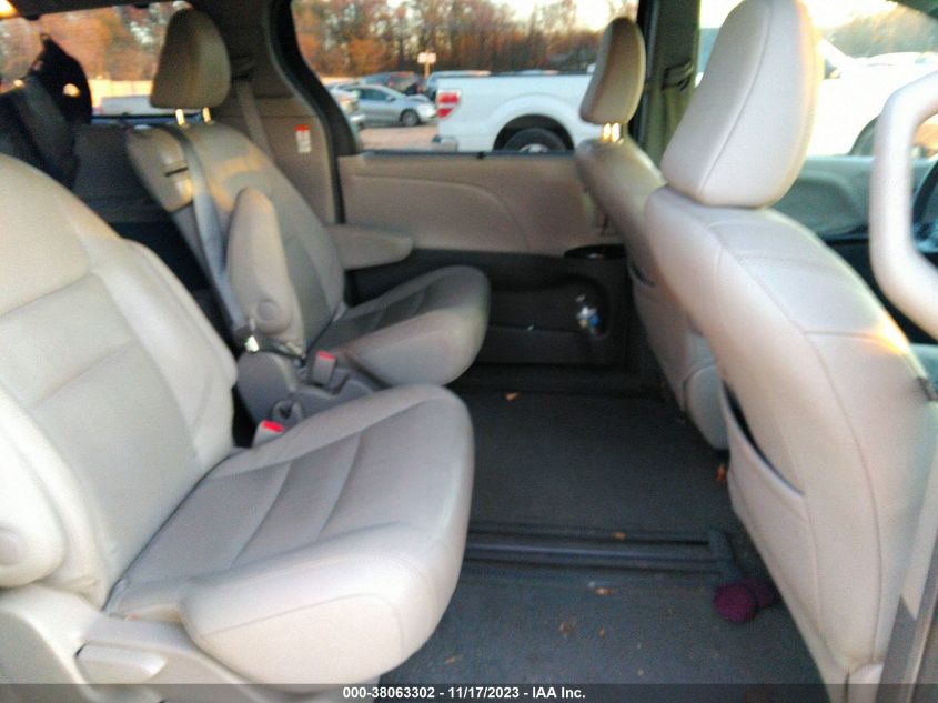 2015 TOYOTA SIENNA XLE 8 PASSENGER - 5TDYK3DC1FS534262