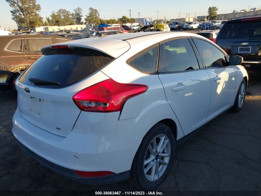 2015 FORD FOCUS SE - 1FADP3K26FL282400