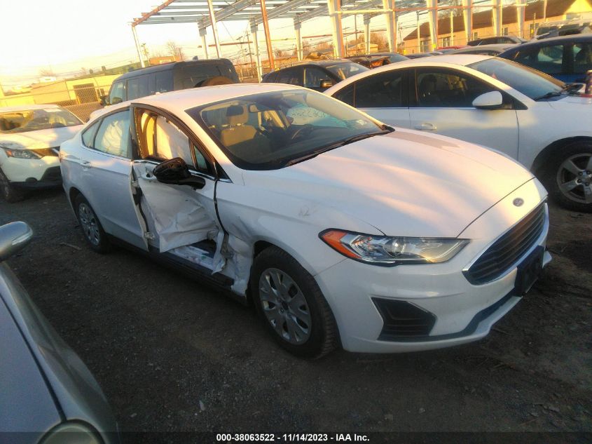 2020 FORD FUSION S - 3FA6P0G78LR205696