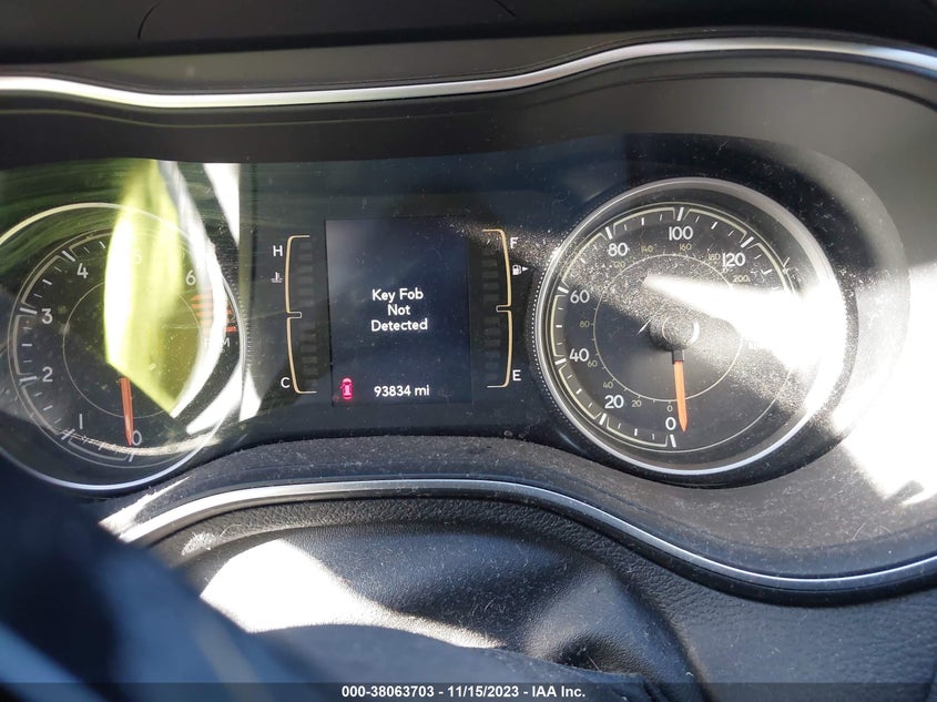 VIN 1C4PJLLB9MD135034 2021 JEEP CHEROKEE LATITUDE PLUS