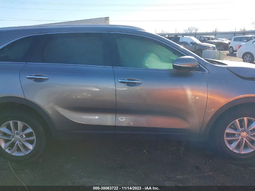 2016 KIA SORENTO LX/L - 5XYPG4A33GG068887