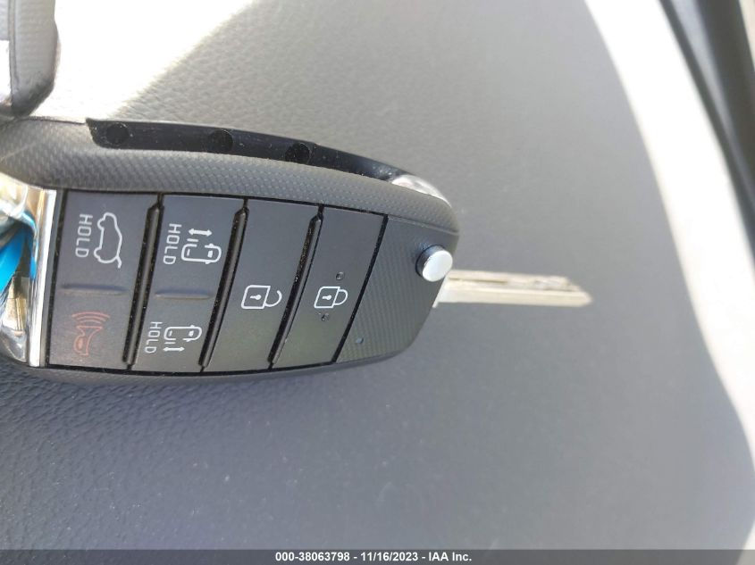 2015 KIA SEDONA LX - KNDMB5C18F6021505