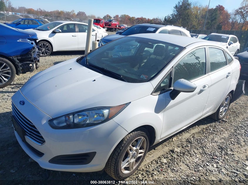 VIN 3FADP4BJXKM165098 2019 FORD FIESTA SE