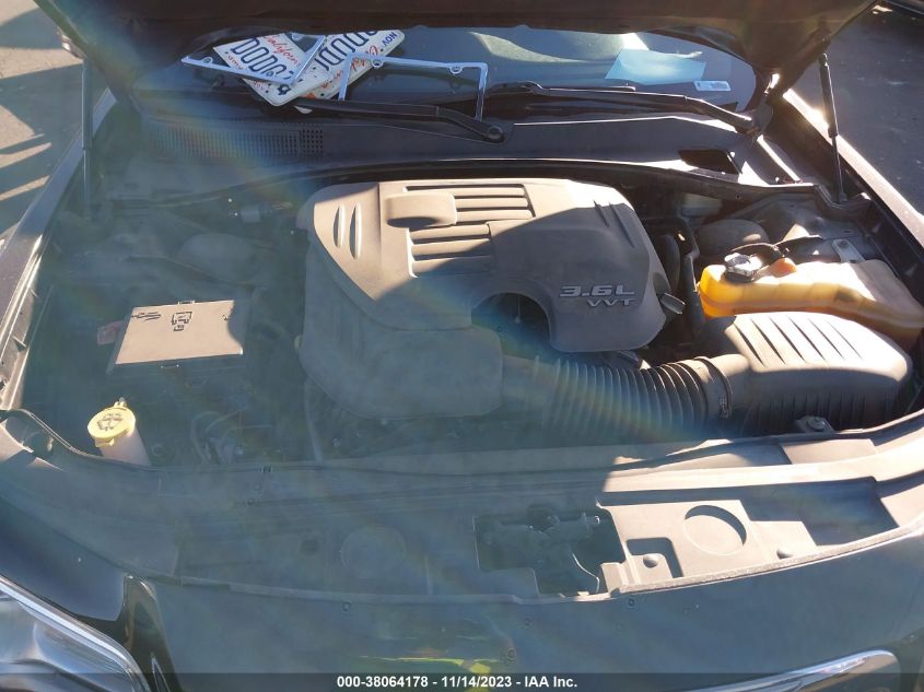 2014 CHRYSLER 300 - 2C3CCAAG8EH335939