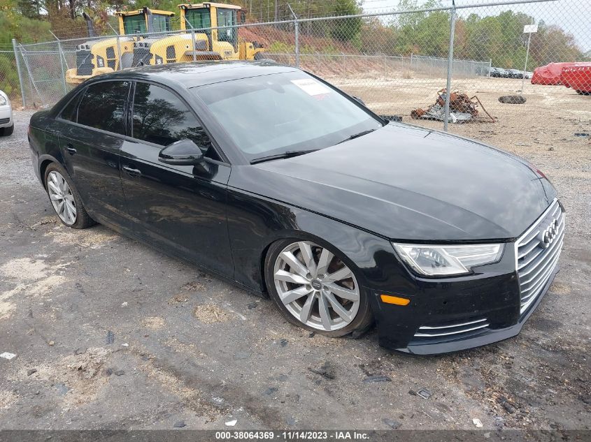 AUDI-A4-WAUANBF45HN013091