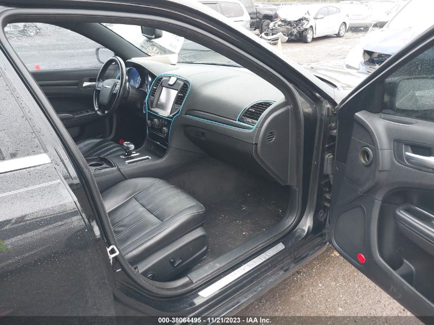 2013 CHRYSLER 300 S - 2C3CCABG1DH575153