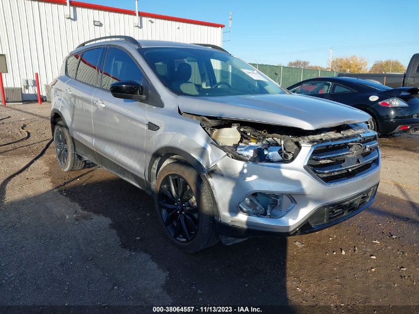 2019 FORD ESCAPE SE - 1FMCU9GD4KUC03883