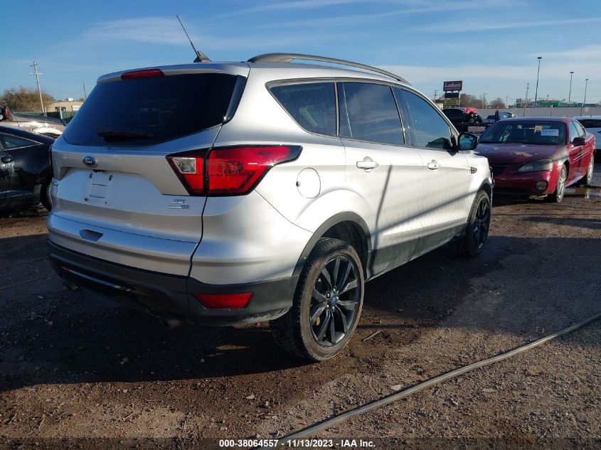 2019 FORD ESCAPE SE - 1FMCU9GD4KUC03883