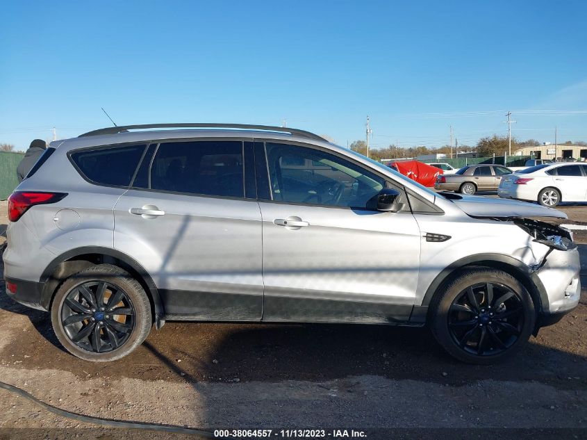 2019 FORD ESCAPE SE - 1FMCU9GD4KUC03883