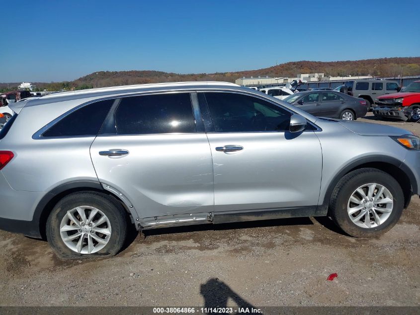 2016 KIA SORENTO LX/L - 5XYPG4A33GG045593