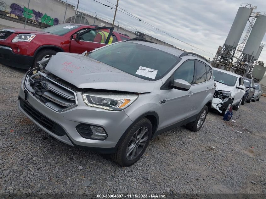 2017 FORD ESCAPE SE - 1FMCU9GD4HUC58889