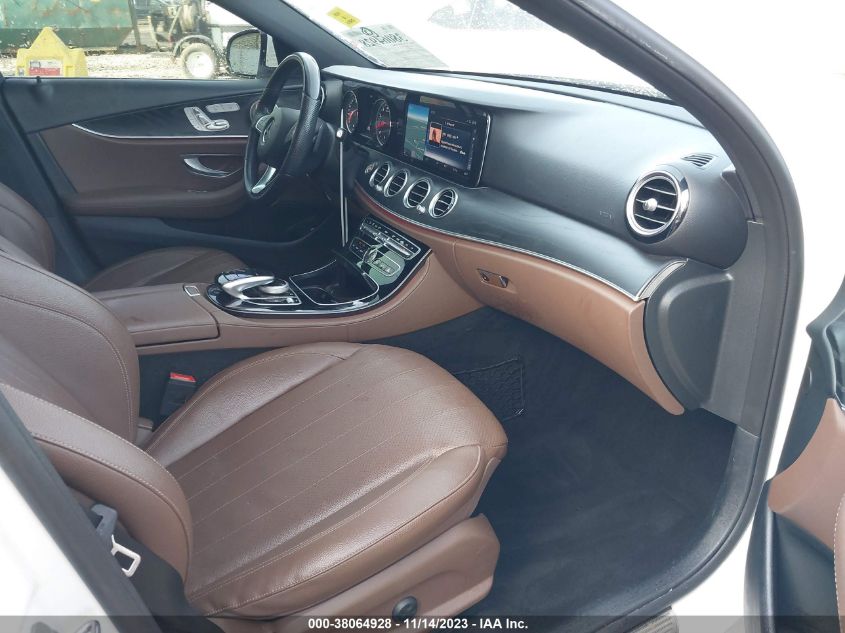 2017 MERCEDES-BENZ E 300 WDDZF4JB4HA080587