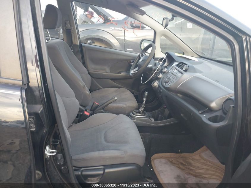 2013 HONDA FIT - JHMGE8G31DC057714