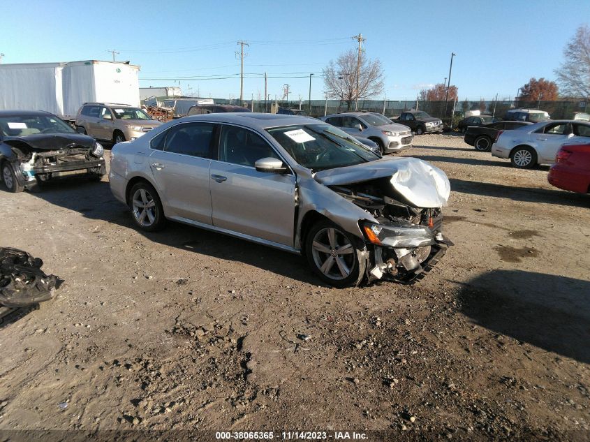 2013 VOLKSWAGEN PASSAT SE - 1VWBP7A34DC045532