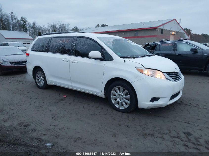 2013 TOYOTA SIENNA LE 7 PASSENGER - 5TDJK3DC4DS041852
