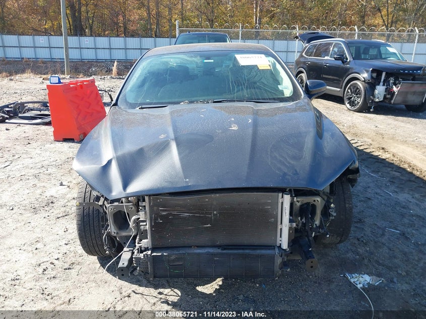 VIN 3FA6P0HD4JR224408 2018 FORD FUSION SE