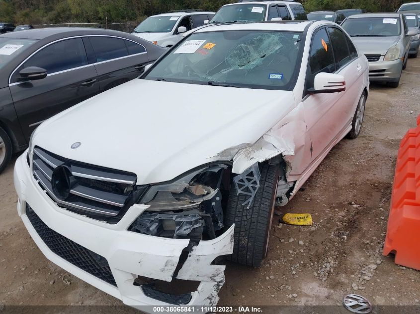 2014 MERCEDES-BENZ C 250 - WDDGF4HB9EA954683