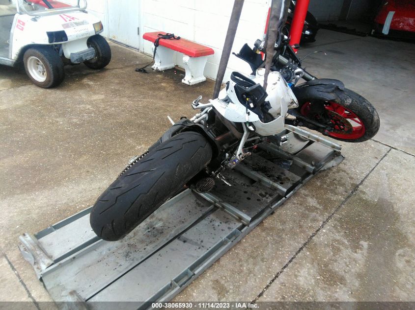 2021 DUCATI PANIGALE V2 - ZDMHAATW1MB005146