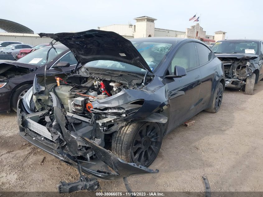 2022 TESLA MODEL Y - 7SAYGDEE9NF437212
