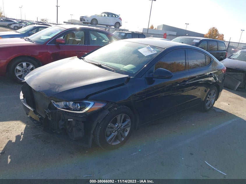 VIN 5NPD84LF1JH383582 2018 HYUNDAI ELANTRA SEL