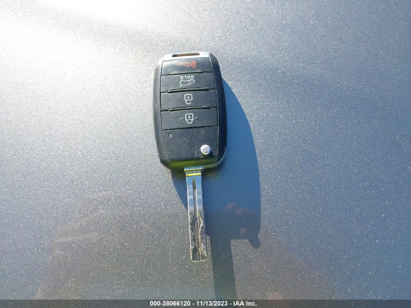 2014 KIA SOUL + - KNDJP3A5XE7074598