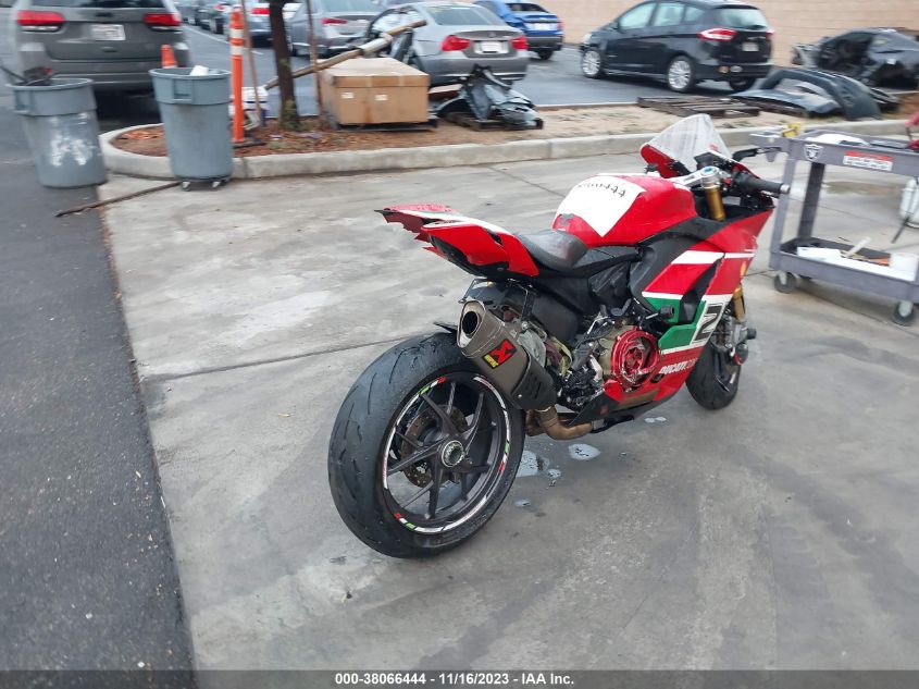 2023 DUCATI PANIGALE V2 ZDMHAATW1PB009668