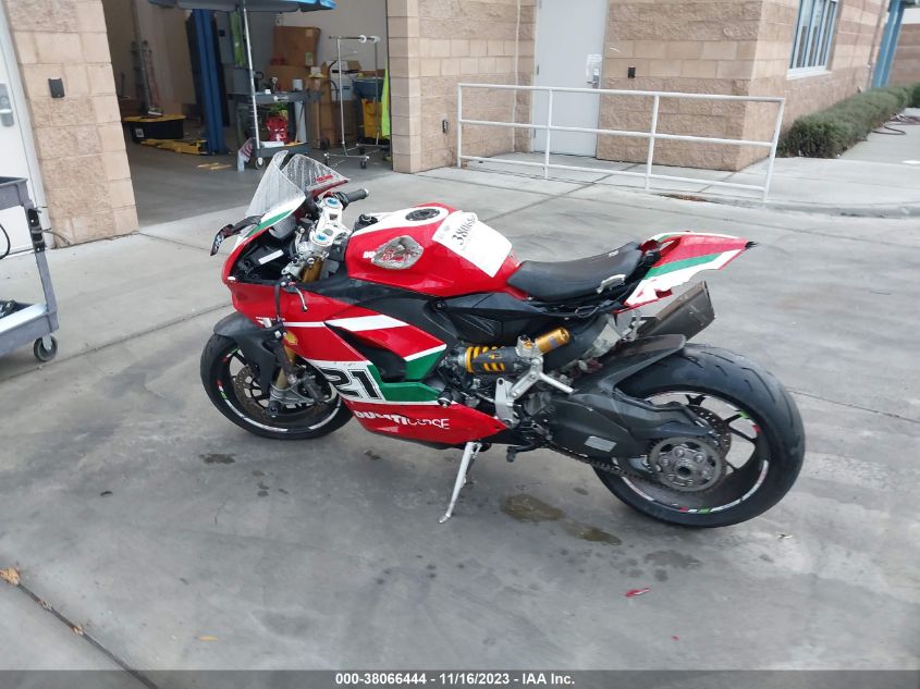2023 DUCATI PANIGALE V2 ZDMHAATW1PB009668