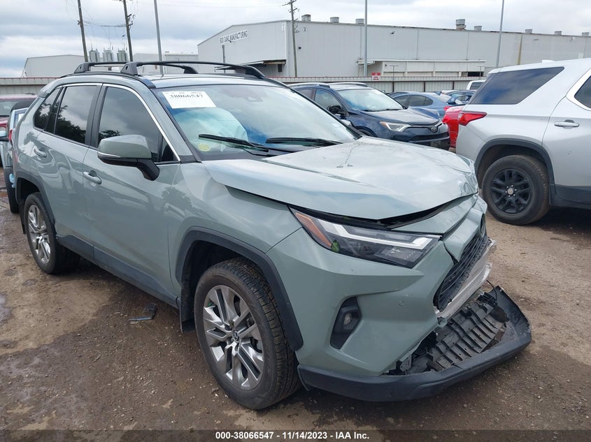 VIN 2T3C1RFV6NW185725 2022 TOYOTA RAV4 XLE PREMIUM